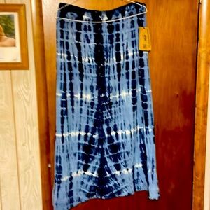 Long skirt with elastic waist button down front